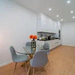 Apartment Bright 3br W/ 2 Baths - Near Graca & Tagus | By Airnest Lissabon